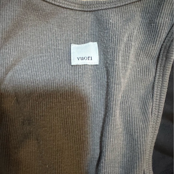 Vuori Pose Plyo Tank Women's Rib Tank unsure of size (a2 - Picture 4 of 9